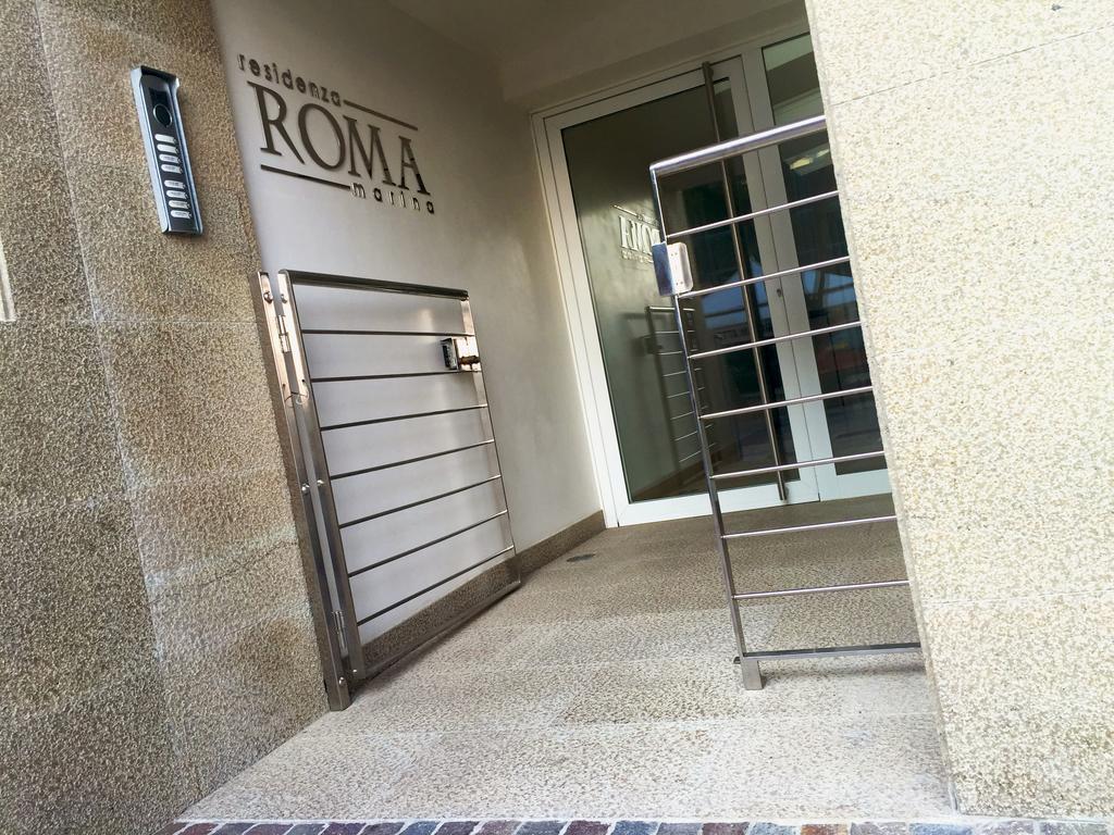 شقة Residenza Roma Marina سوتّومارينا المظهر الخارجي الصورة